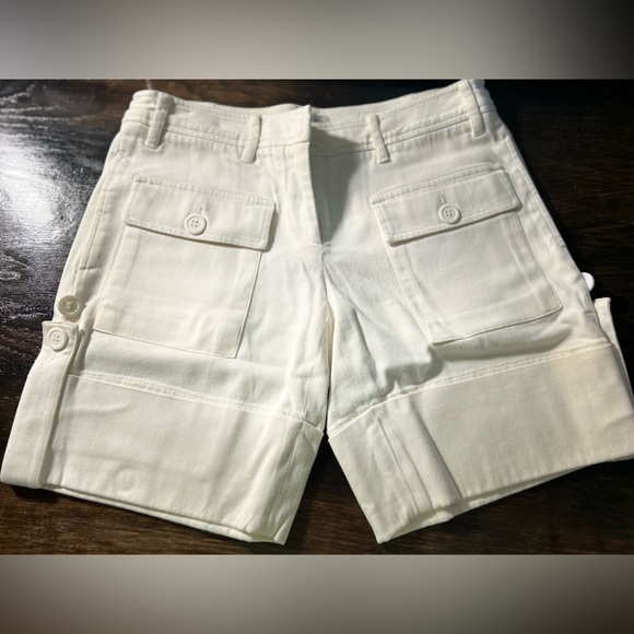 Women’s white Cache Shorts size 4 - Picture 1 of 5